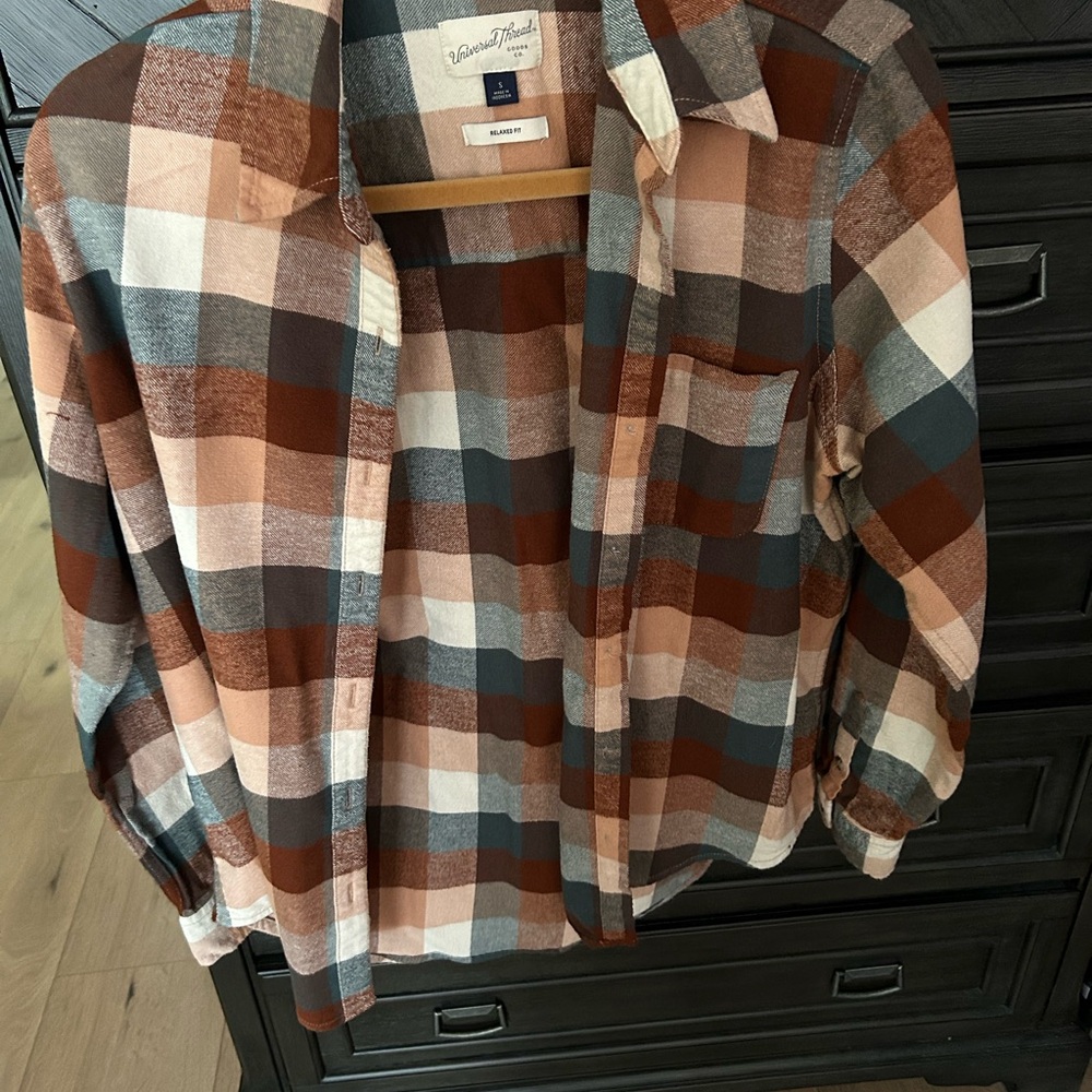 Universal Thread Casual Button Down Shirt Brown and Blue
